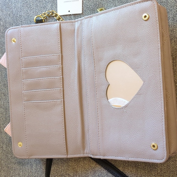 Betsey Johnson purse - Picture 3 of 5